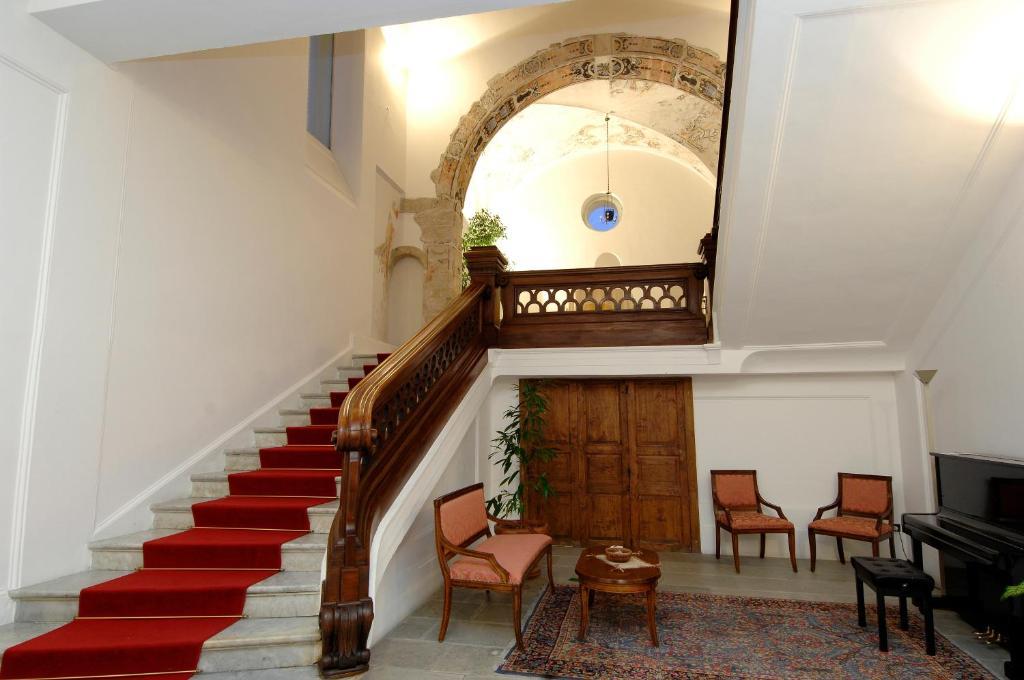 Hotel Ristorante Le Clarisse Амантеа Екстериор снимка