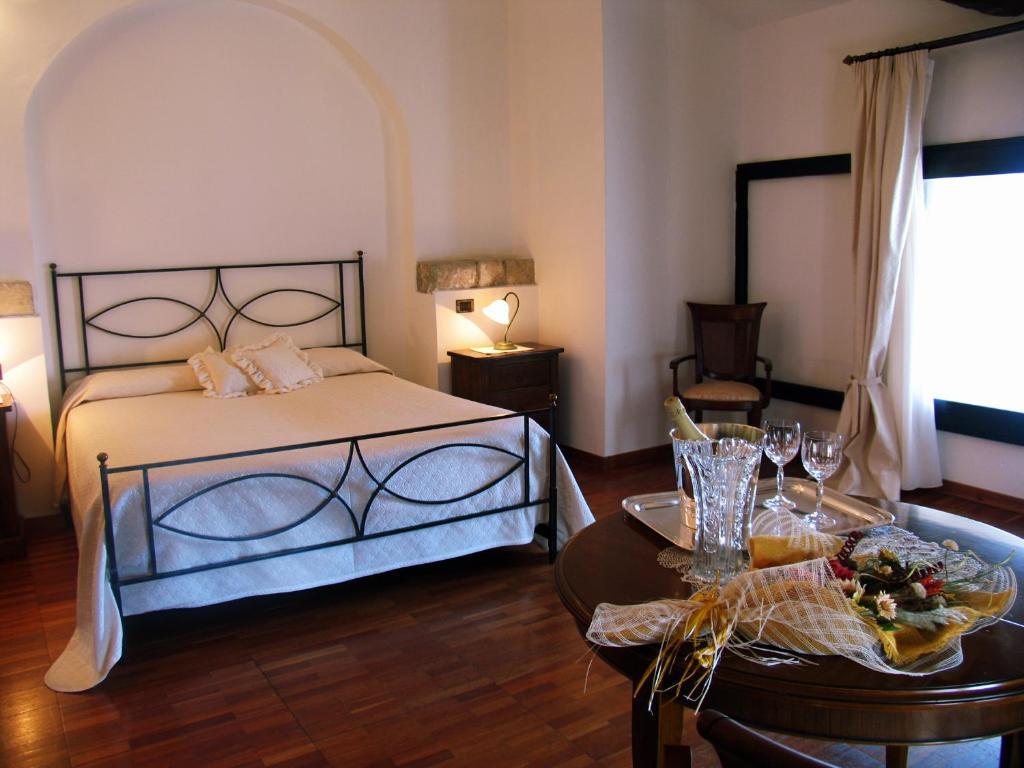 Hotel Ristorante Le Clarisse Амантеа Стая снимка